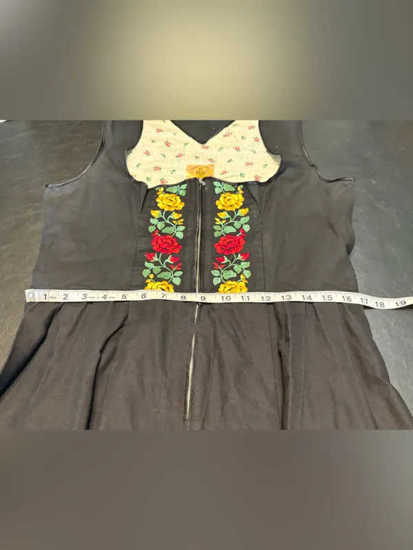 Vintage Riehl Modell Berchtesgaden German Dirndl Dress Black Floral Embroidery M - Image 10