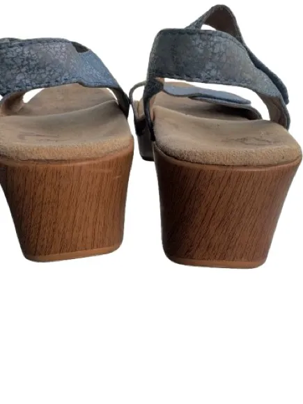 Dansko Joanie Women’s Slingback Sandals - Image 3