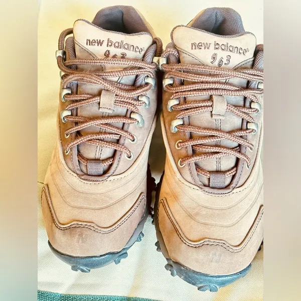 New Balance 963 Women’s Hiking Shoes - Image 2