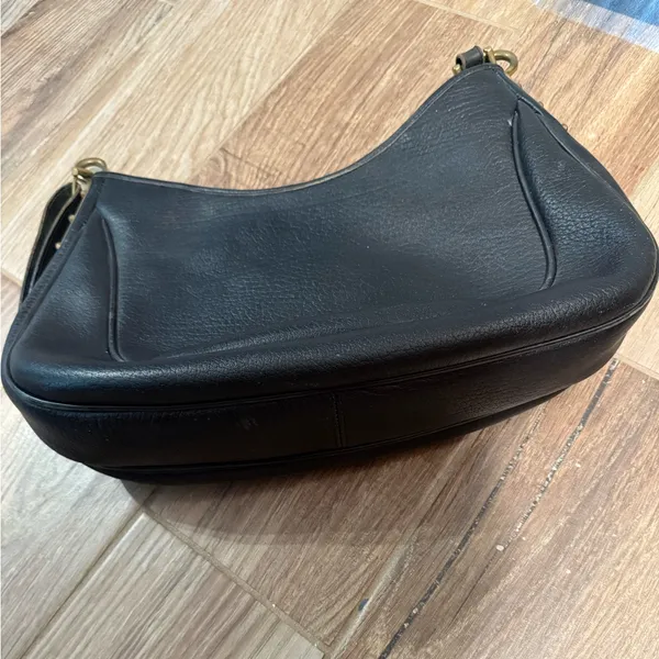 Vintage Dooney & Bourke Purse - Image 6
