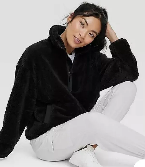 All In Motion Women's High Pile Fleece 1/2 Zip Pull Over - Black - Image 5