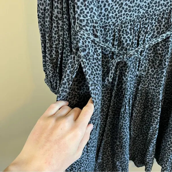 ✨ Abercrombie & Fitch Gray Black Leopard‎ Cheetah Mini Dress XS - Image 6