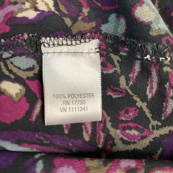 Converse One Star Womens Purple Blue Floral Pintuck‎ Blouse Sz M Long Sleeve EUC - Image 6