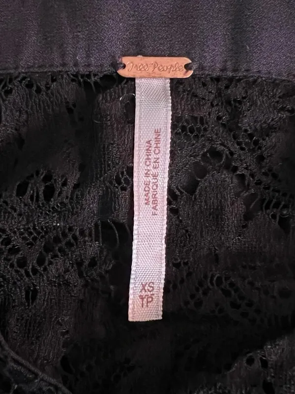 Free people Black lace top. - Image 5