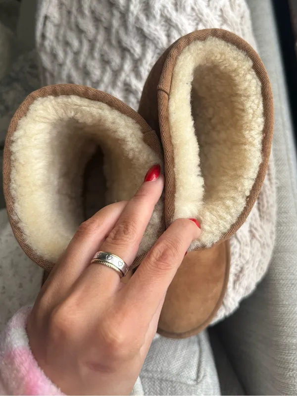 Chestnut Ugg Austrailia Classic Boots - Image 2