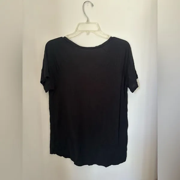 American Eagle Soft & Sexy V Neck Tee Size Small Black - Image 7