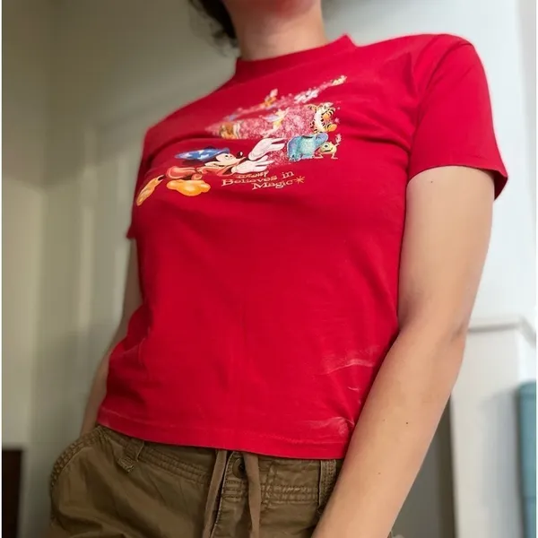 𝅺Disney World Believes in Magic Graphic Baby‎ Tshirt Small - Image 2