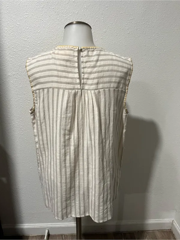 Savanna Jane Floral Embroidered Striped Top Size Large - Image 4