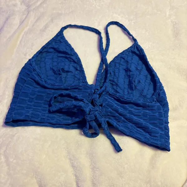 Blue athletic crop top - Image 2