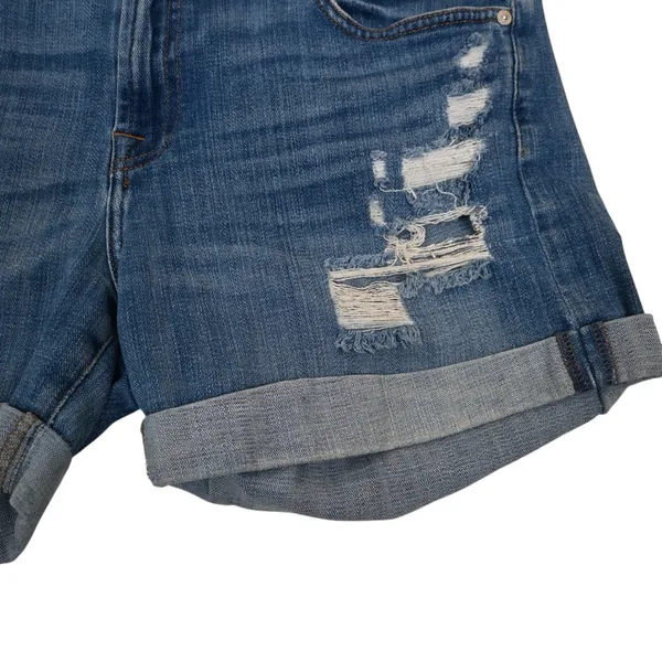 7FAM Women's 31 Cuffed Distressed Denim Jean Short - Image 5