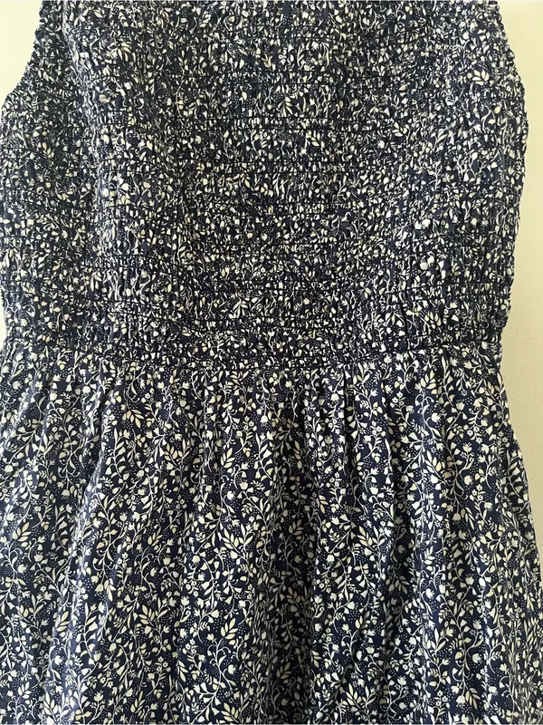 Old Navy 100% Cotton Navy Blue Floral Smocked Midi Dress Large Coastal - Image 4