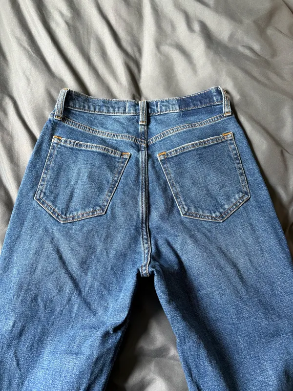 Abercrombie High-Rise Jeans - Image 2