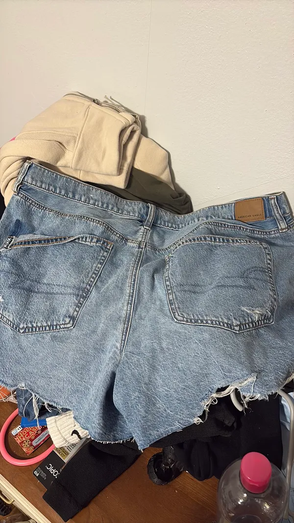 american eagle jean shorts - Image 4