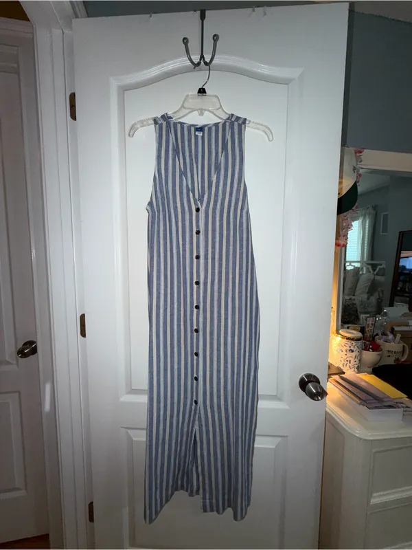 Old Navy Blue and White Vertical Stripe Button-Front Maxi Dress - Image 2