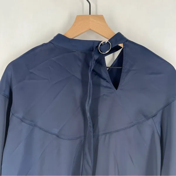 Lily Elegant Navy Satin Women's‎ Cutout V-Neck Long Sleeve Top Size L - Image 11