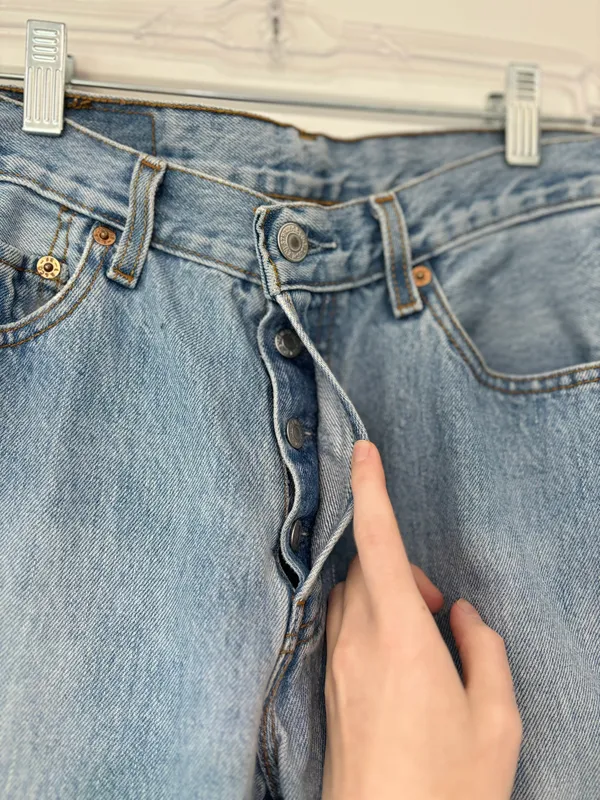 Levi’s Rare Vintage Light Wash 2004 Buttonfly 501 Jeans - Image 8