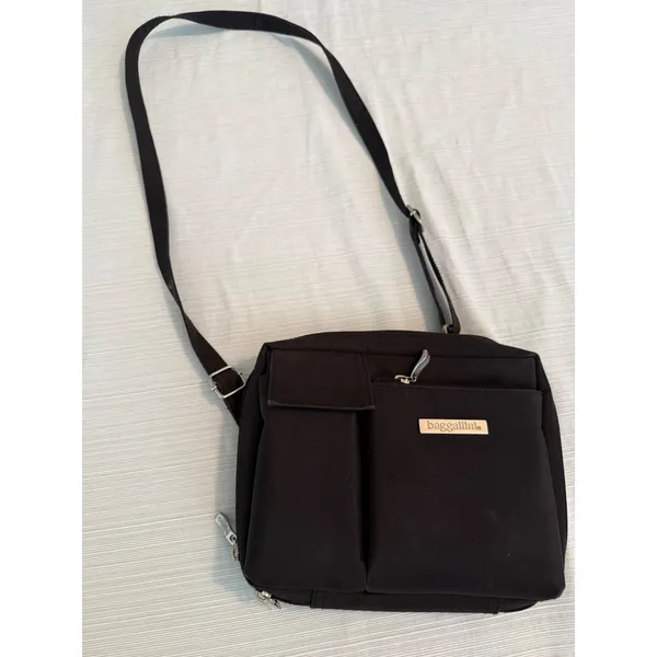 Baggallini Black‎ Nylon Multi Pocket Crossbody Travel Bag Organizer - Image 4