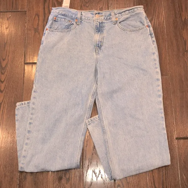 LEVIS low pro straight jeans size 31 - Image 6