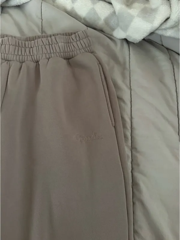 Comfrt sweatpants - Image 3