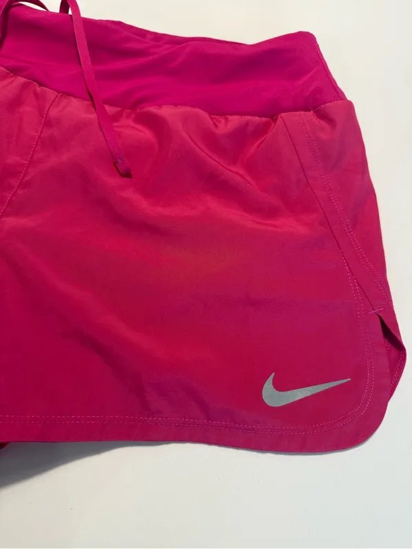 Nike Women's Hot Pink Athletic Shorts with Reflective Swoosh‎ Size S - Image 4