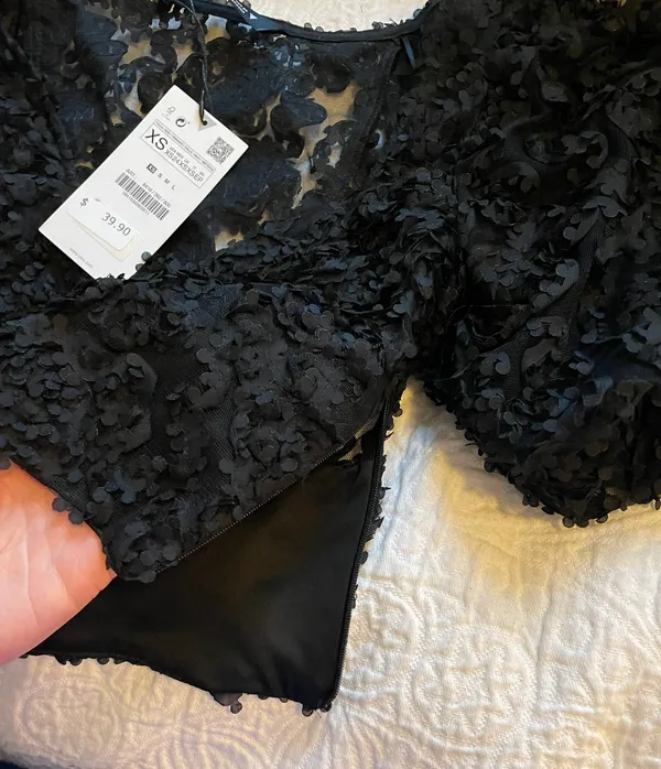 ZARA Puff Sleeve Top - Image 4
