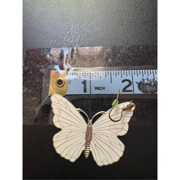 Y2K Vintage Womens White Silver Butterfly Dangle Earrings Feminine Whimsical 90s - Image 4