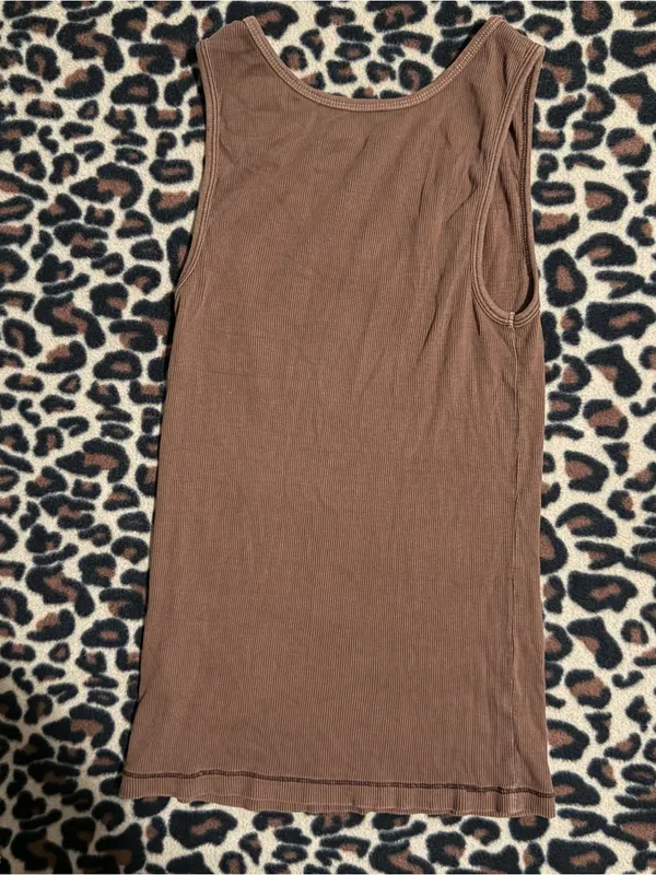 2000s vintage style american eagle whimsical brown ribbed tank top with sequin - Image 4