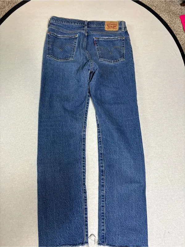 Levi’s WEDGIE STRAIGHT WOMEN'S JEANS SIZE 29x30 - Image 4