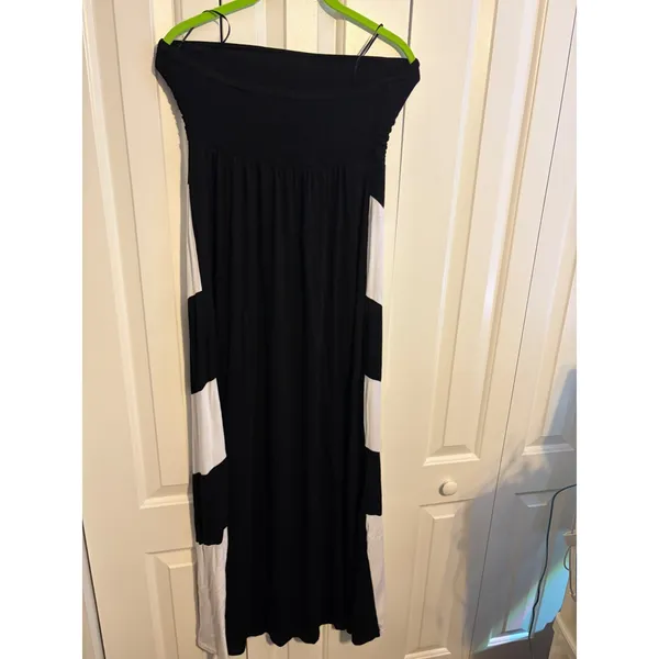 Design History Maxi Dress Women's Strapless Chevron Stripe Black‎ White Size M - Image 5