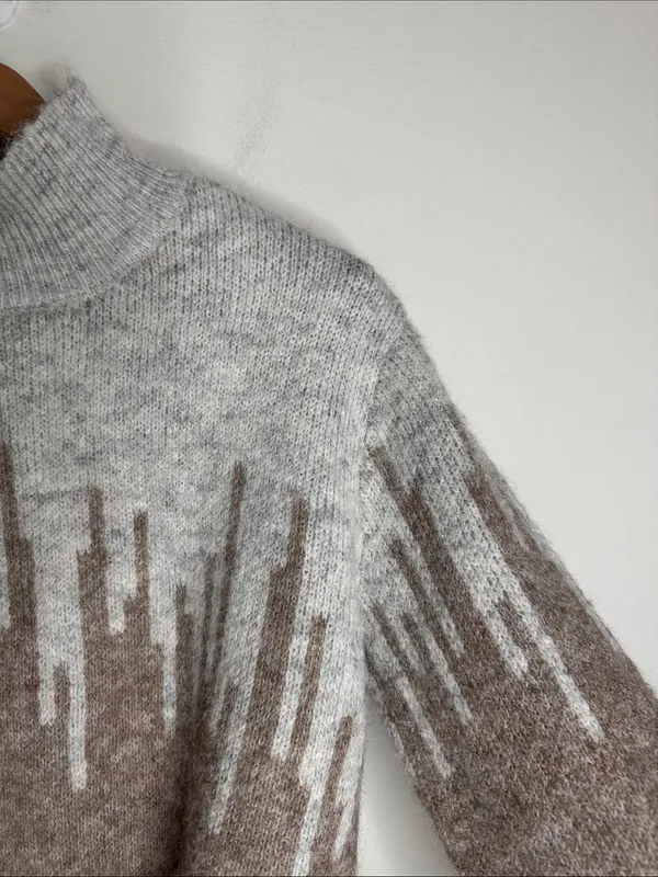 Ophelia Roe Turtleneck Two-Tone Heather Gray-Camel Geo Pattern Neutral Sweater S - Image 4