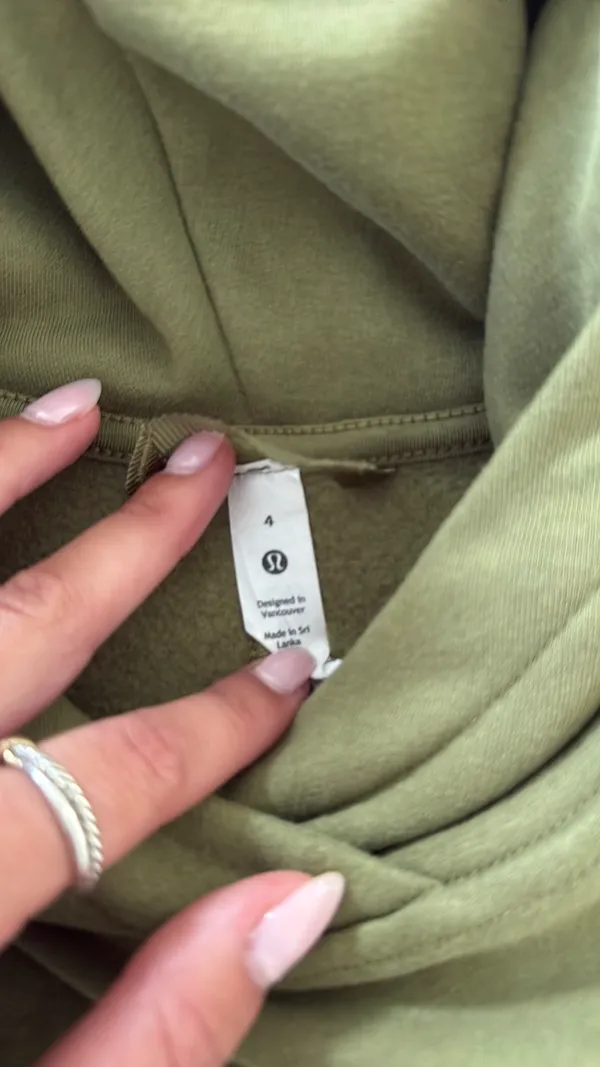 Lululemon sweatshirt - Image 2