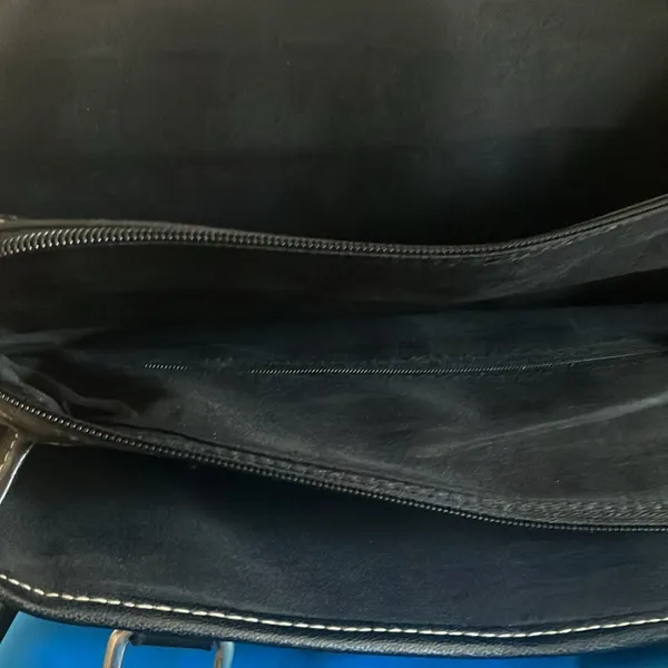 Black Handbag with a touch Of class - Image 8