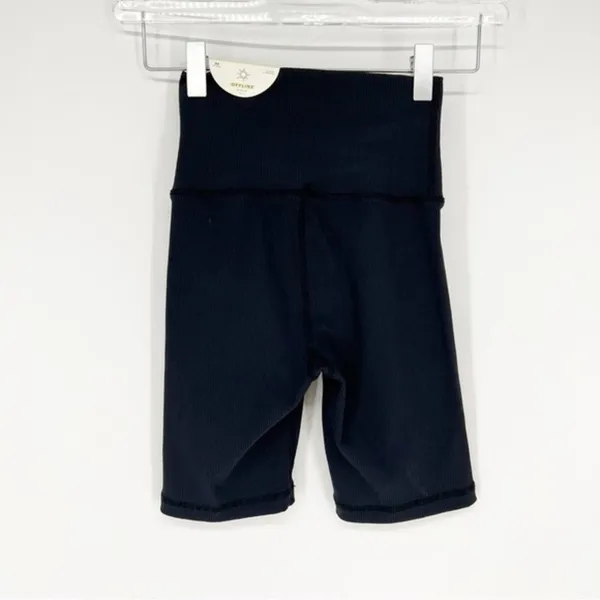 NWT OFFLINE by Aerie Ribbed 7" Bike Shorts Women's‎ Size XS Black Athleisure - Image 2