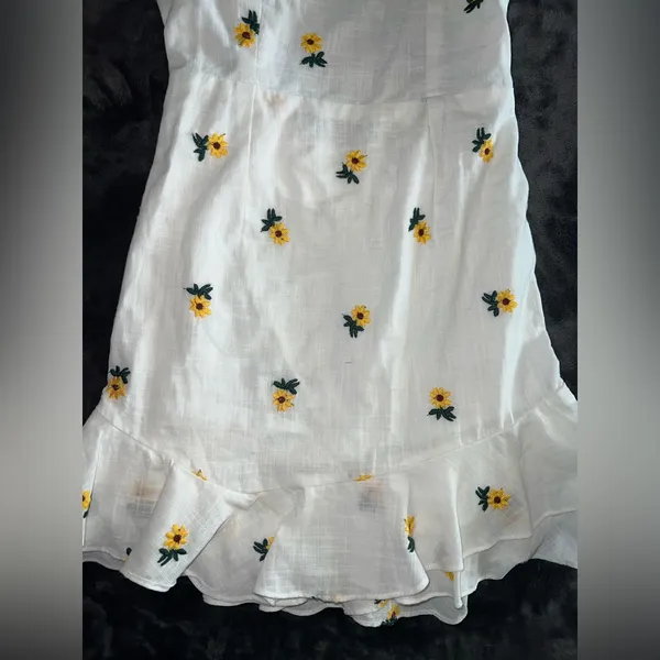 Princess Polly Chamberlain Sunflower Dress Size 4 - Image 10