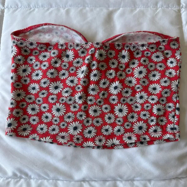 🔥🌼 Y2K Daisy Dream Strapless Bandeau Top – Red Floral Forever 21 Small 🌼🔥 - Image 4