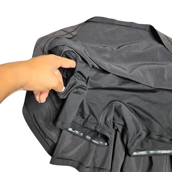 Lululemon Run‎ Pace Setter Black Skort Size: 6 - Image 3