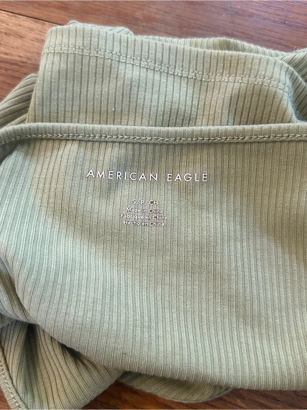American Eagle Women’s Green Ribbed Halter Tank Top - Image 5