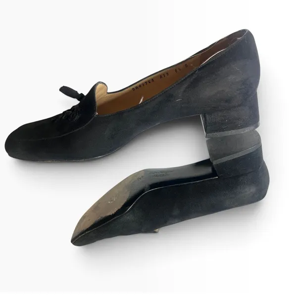 8.5 vintage Salvatore Ferragamo black suede loafer pump tassel women's shoe - Image 4