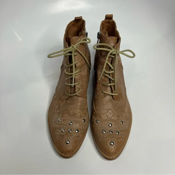 Donald J Pliner Nickki studded ankle riding‎ boots lace up boots size 6 - Image 3