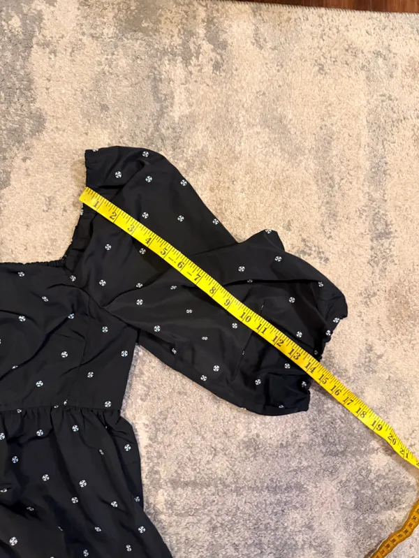 NWT Free Assembly Black Puff-Sleeve Square-Neck Peplum Top - Image 7