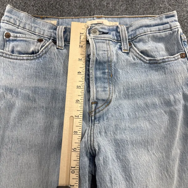 Levi’s Premium Wedgie Straight Ankle Jeans Women’s 26 Light Wash 26 Inseam - Image 6