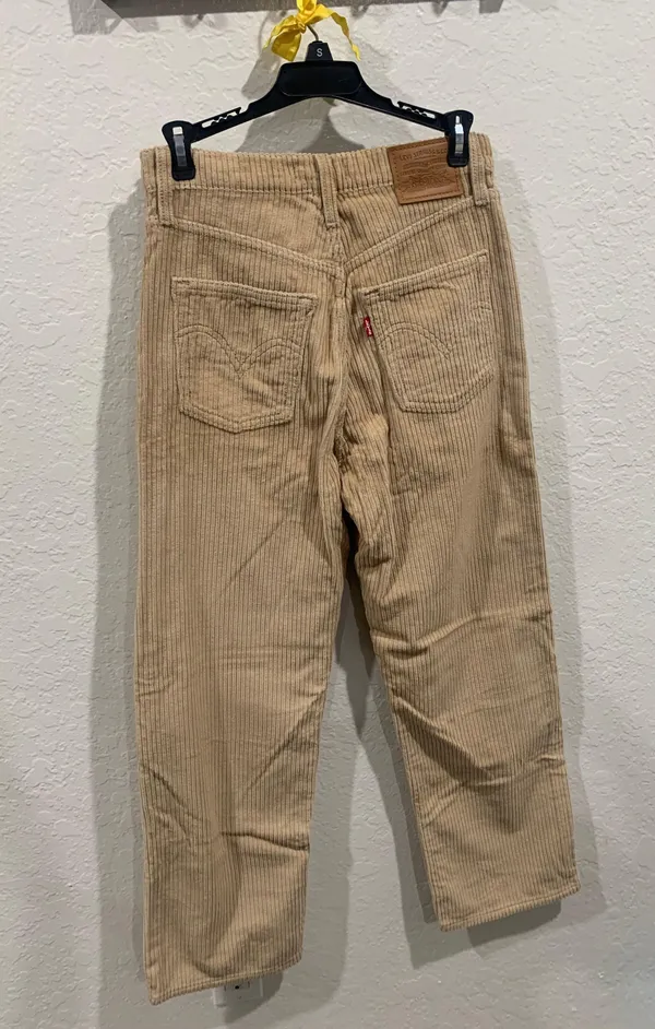 High Rise Corduroy Levi’s  - Image 3