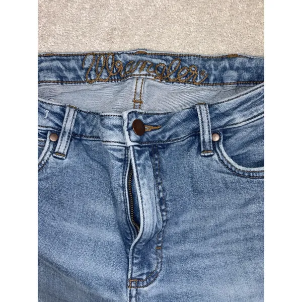 wrangler high‎ rise trouser jeans med wash raw hem 31x32 Flare Bootcut - Image 3