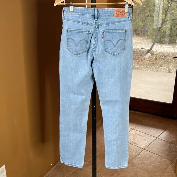 Levi’s Classic Mid Rise Skinny Jeans Light Wash Stretch W28 L30 Size 6 - Image 7