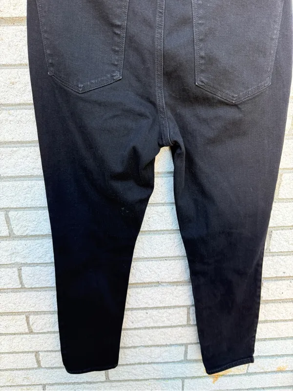 Old Navy Black Women's Slim Jeans - Classic Slim Fit - Image 7