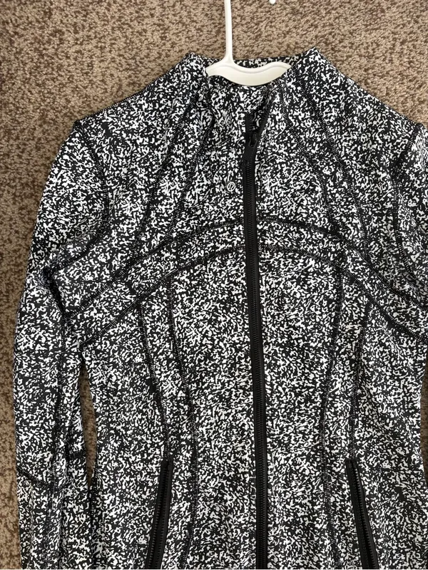 Lululemon Define Jacket - Image 2