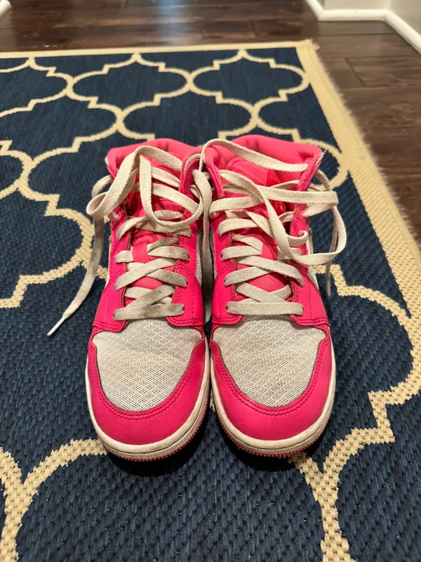 hot pink  shoes - Image 3