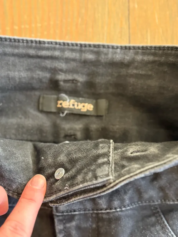 Refuge Black Skinny Jeans - Image 2