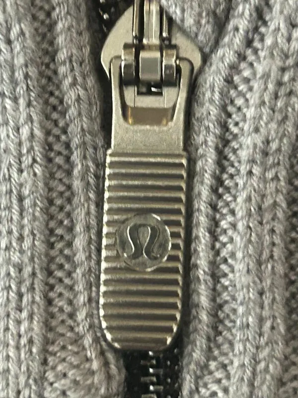 Lululemon Softer Still Wrap Cashmere Blend Zip Up Cardigan Size Medium Large - Image 5
