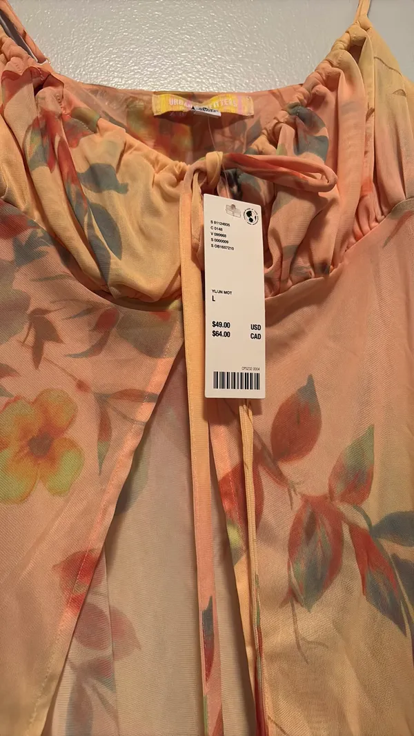 Urban Outfitters • TANK TOPS AND CAMIS - Image 2